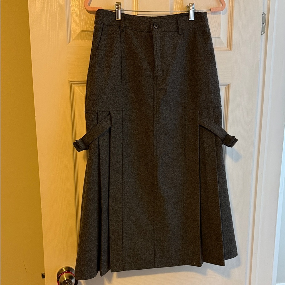 Elegant Gray Women's Skirt